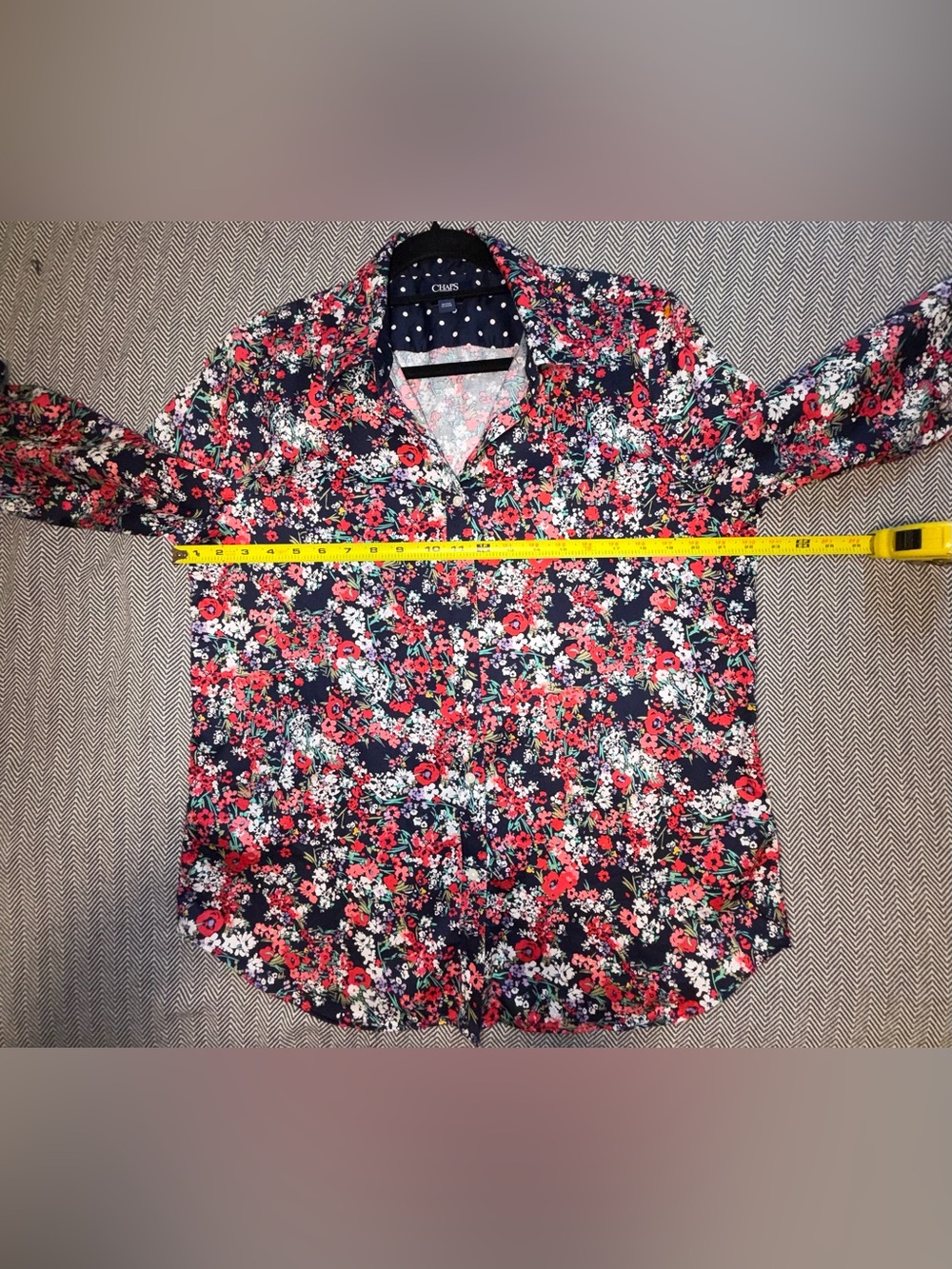 Chaps No Iron Navy Floral Button-Down Shirt with Contrast Cuffs. Size XL - Picture 6 of 8